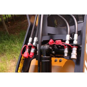 China cheap EPA 5 ENGINE MINI SKID STEER 25HP TRACKED crawler type USA MARKET