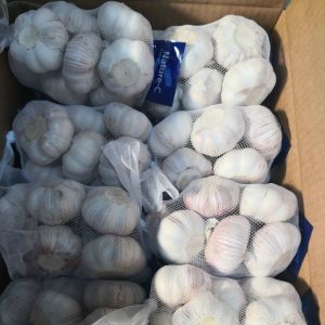 Pure White Natural Garlic Flavor Dedhyrated Garlic 4.5cm 6.0cm