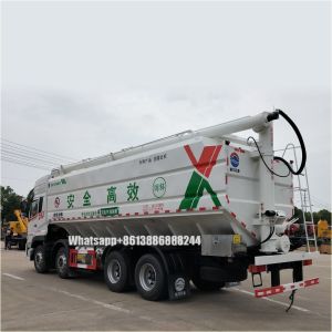 DONGFENG 8*4 Double Row 46000 Liters Farm Animal Feed Transport Lorry bulk Feed