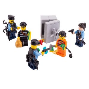 China MOC city accessories plioceman mini figure container diamond money safe box building block on sale