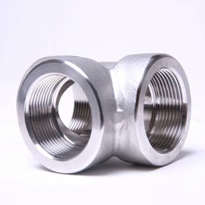 China 3000LB 4inch Sockets Butt Weld Reducing Tee / 40mm solvent weld tee on sale