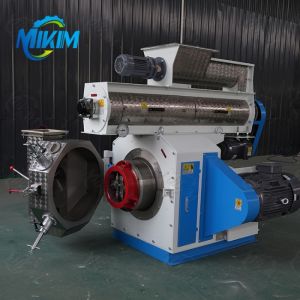 Efficient Space Saving Poultry Feed Pellet Machine 115x45x95CM