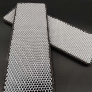 Sponge Frame Aluminum Honeycomb Filter Surface Sprayed With Titanium Dioxide