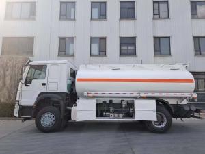 Cheap SINOTRUK Howo Semi Truck Fuel Tank 4x2 Lhd Euro2 290hp for sale
