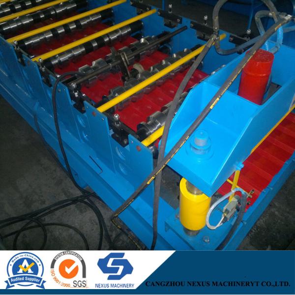 Mitsubishi PLC Metal Roof Roll Forming Machine Automatic Cutting for Roofing