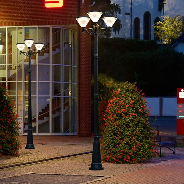 4.5W 6000K 3000K Solar Powered Garden Lights IP65 Daylight Weatherproof 2835