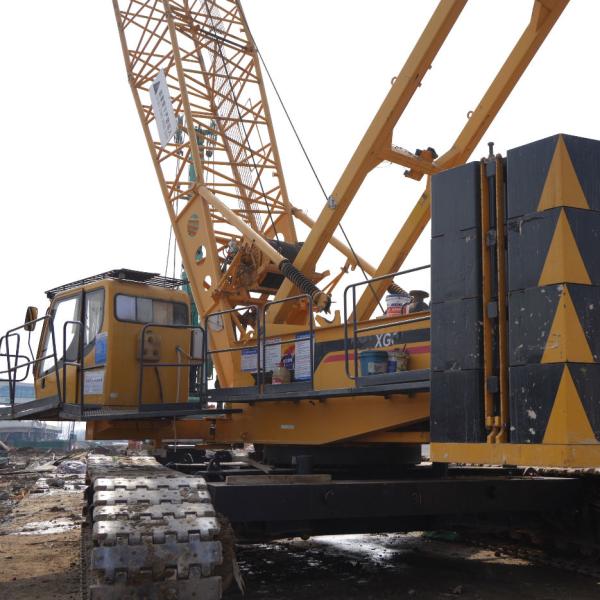 Quality XGC85 85T Second Hand Crawler Cranes With Wide Lifting Height And Range wholesale