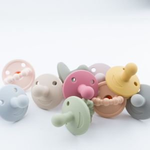 Cat Kitty Shape Silicone Pacifier Case pouch holder For Baby Toddler Teething