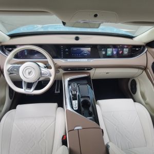 2023 Luxury Energy Pure Electric Car 4Wd Long Range Nedc 505Km Voyah Free 0km