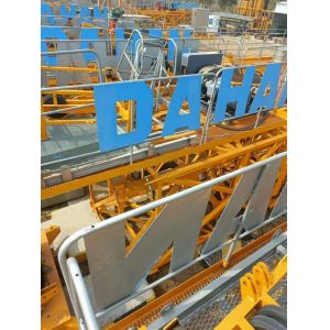 Spare Parts Provide Dahan Used Tower Crane Moving Type Car Type