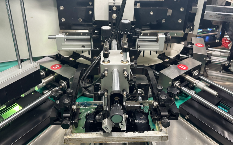 12 Stations Soft Tube CNC 4-Color Automatic UV Printing Machine