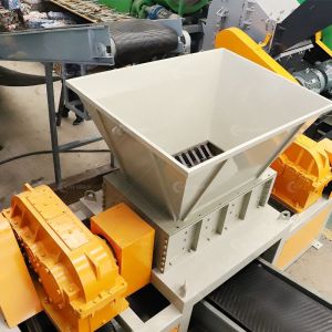 High Capacity Waste Cat Shredding Machine with PLC Control and Dual Shafts