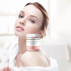 China Unscented Scent OEM Skin Care Products Removes Dead Skin Cells Pink Exfoliator Himalayan Salt Body Scrub on sale