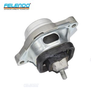 Mounting Left Engine KKB500470 Bracket Auto Parts Hydraulic 100% Professional