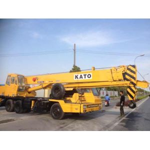 25T KATO Rough terrain Crane japan NK250E-III 2005
