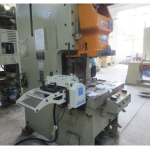 Metal Sheet Roll Feeder Machine Rnc-200 Auto Roll Feeding Steel Sheet