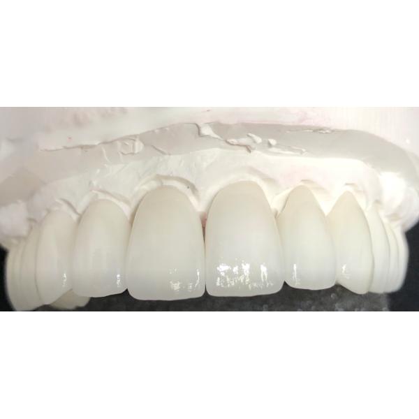 Multilayer D98 Dental Zirconia Dental Lab Pre Sintered 25mm Thickness