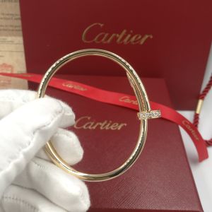 Cheap B6048617 Juste Un Clou Bracelet 18k Yellow Gold With Diamonds for sale