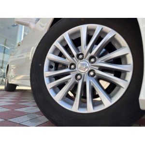 TOYOTA Royal Sedan Navigation Package Genuine Hard Drive Navigation System For