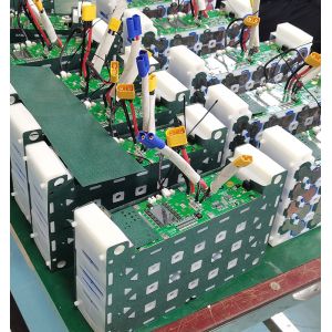 3C Discharge 32700 LFP Cylindrical Cells 3.2v 6000mah LiFePO4 Cylindrical Cells