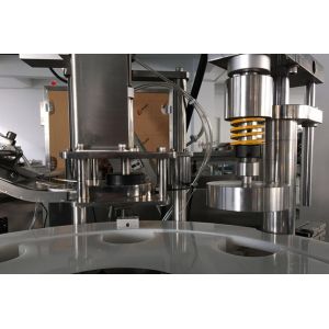 Automatic Bottle Capping Machine For Screw Caps With Cap Feeder