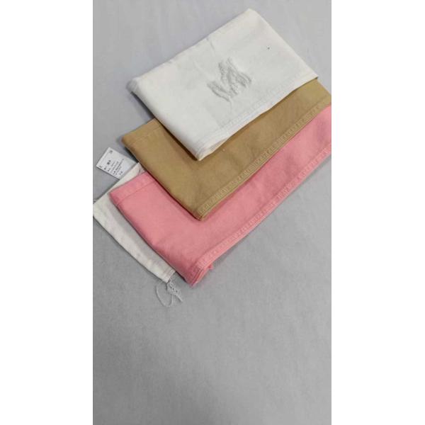 Soft OE No elastic medium weight 9oz White with full width 181-183 cm constructi