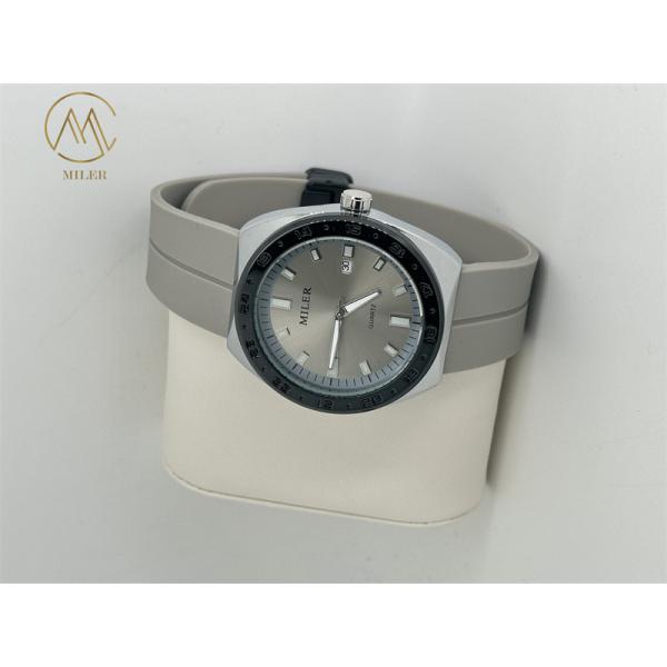 Quality Quartz Wrist Watch 12 Months Battery Life 41mm Dial Diameter Stylish and Functional Design wholesale
