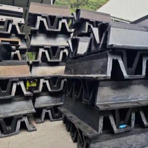 Easy To Replace Arch Rubber Fender Minimal Water Absorption Fenders