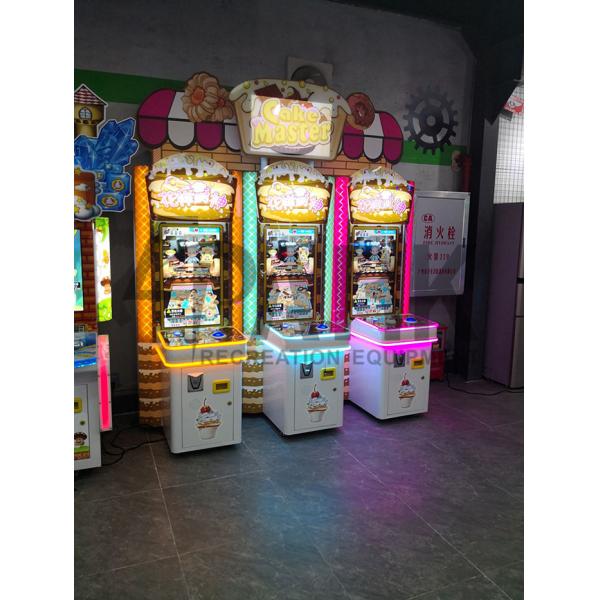 Cake Master Kids Lottery Game Machine Coin Operated 300W 220V