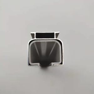 China Noise Free 1.2mm Thick 28*23mm Aluminum Curtain Track With Wheels on sale