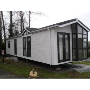Mobile Prefab Container House Solar Energy Accommodation Foldable House