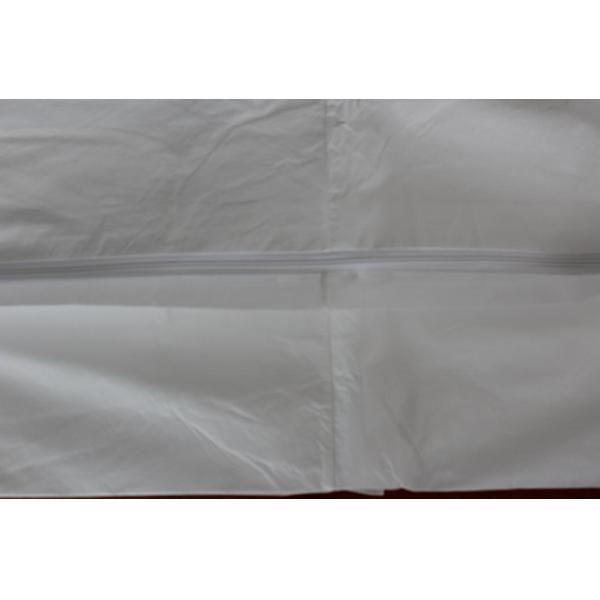 Long Sleeve Disposable Full Body Protection Suit White Color Non Woven Coverall S-3XL