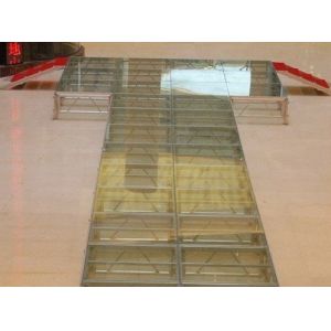 China 4 Level 1.22*1.22M Size  Adjustable Alumimum Stage, Aluminum Glass Stage With 18mm Glass For Fashion Show on sale