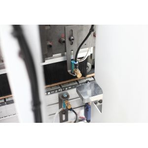 Linear Automatic Edge Banding Machine China Cabinet Edgebander