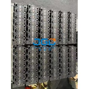 D6E Excavator Engine Cylinder Head Assembly 04292633 Replacement Parts from