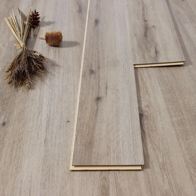 China 2mm 3mm 4mm SPC Floor Tiles Waterproof Anti-Scratch Easy Maintain for Indoor and Outdoor Use on sale