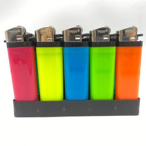 Custom Disposable Plastic Lighter Popular Classic Isqueiro Flint Cigarette