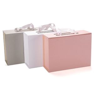 Ribbon Handle Gift Packaging Box Keepsake Foldable Magnetic Gift Box Waterproof