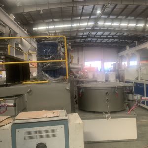 Compact Structure 900kg/H Plastic Mixer Machine PLC Control