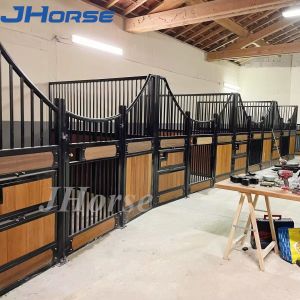 Robust Steel Horse Stables With Modular Welded Structure Length 3m-4.2m