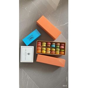 48 Packaging Macaron Paper Boxes Macaron Plastic Trays Macaron Cartons