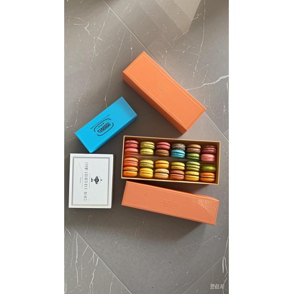 Quality 48 Packaging Macaron Paper Boxes Macaron Plastic Trays Macaron Cartons wholesale