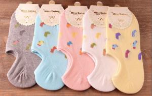 China Cotton Women's Seamless Invisible Socks on sale