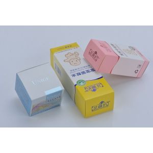 Babycare Cosmetic Packaging Boxes Gloss Lamination Tuck Top Gift Box