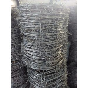 China China supplier (BWG14x14 or BWG16x16 with1.6 mm 2.1mm 2.5mm wire diameter)hot dipped barbed wire (Direct Factory) on sale