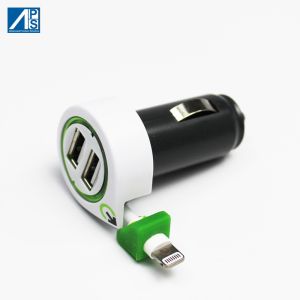 OEM ODM IPhone Car Power Adapter 3 USB Car Charger With Retractable Lightning
