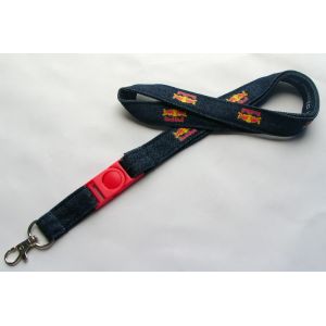 1.5Cm Width Custom Logo Lanyard For Whistle , Light Weighted Badge Holders