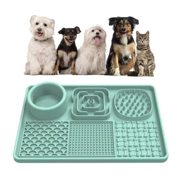 All in One Dog Lick Mats Rectangle Dog Slow Feeder Mat Eco Friendly With Suction