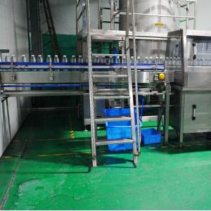 4000 Bph Gallon Water Labeling Machine for Bottle Water Packaging with 6000