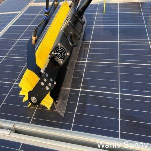 5.5m Scalable Handle Solar Panel Cleaning System with Brush-Less Motor and 4